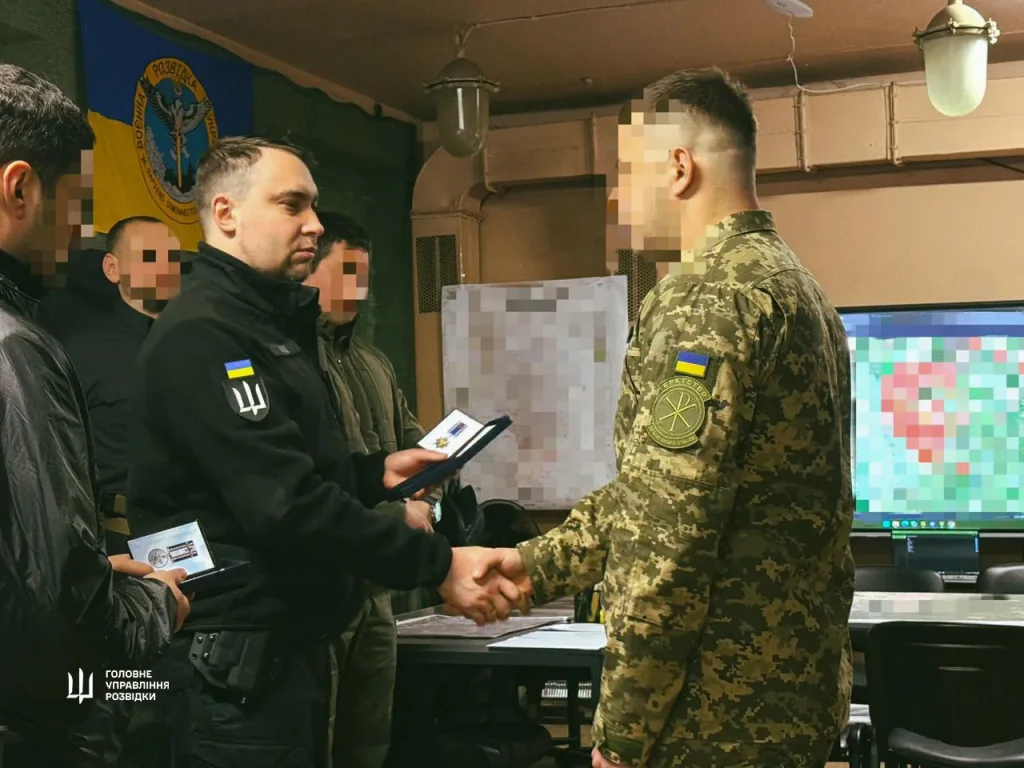 За хоробрість у боях з окупантами - Кирило Буданов на фронті відзначив “Спецпідрозділ Тимура” 4 За хоробрість у боях з окупантами - Кирило Буданов на фронті відзначив “Спецпідрозділ Тимура”