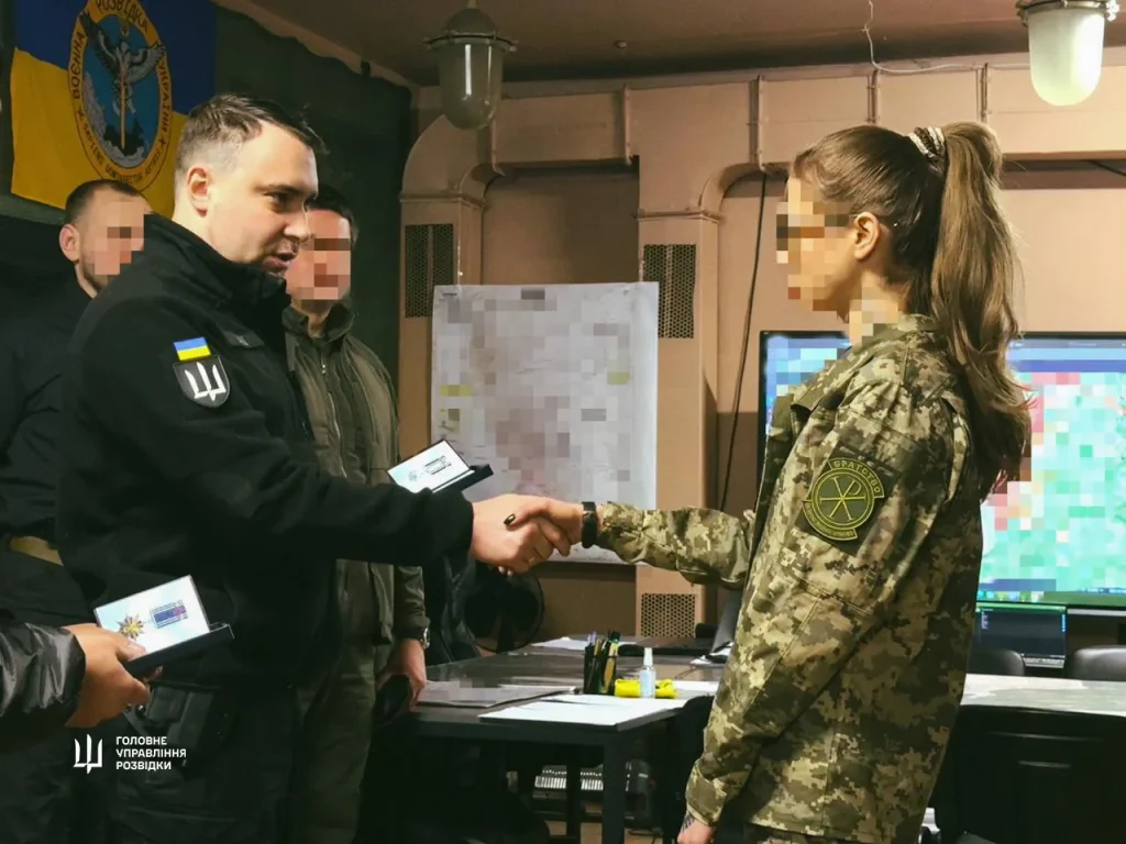 За хоробрість у боях з окупантами - Кирило Буданов на фронті відзначив “Спецпідрозділ Тимура” 5 За хоробрість у боях з окупантами - Кирило Буданов на фронті відзначив “Спецпідрозділ Тимура”
