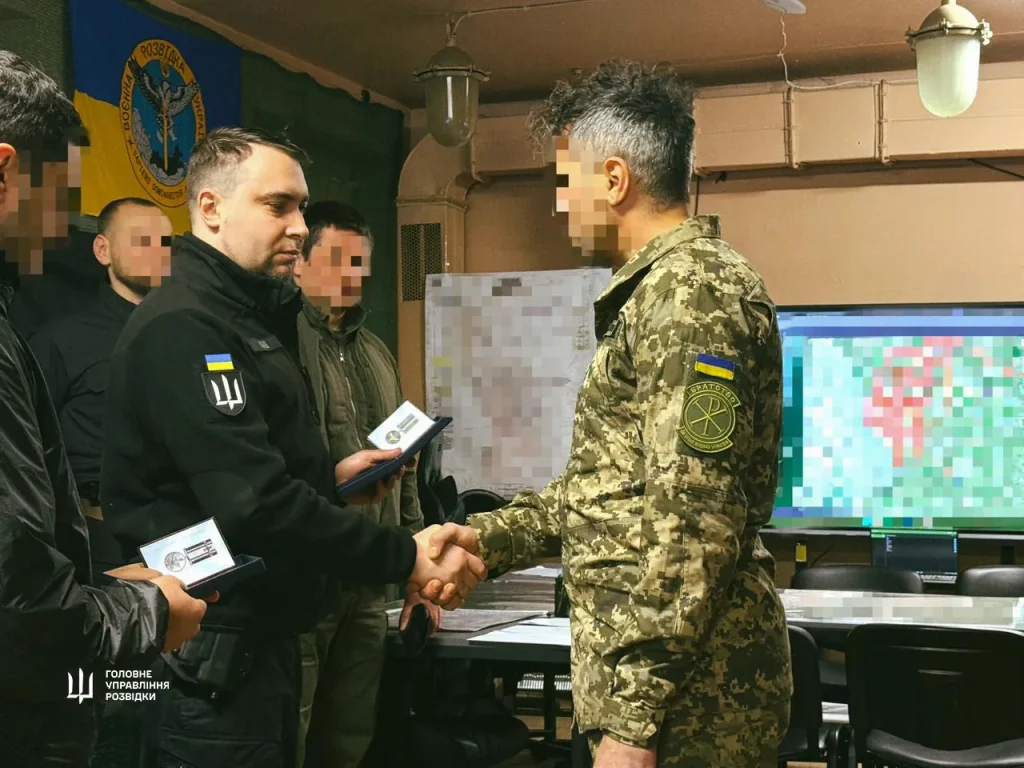За хоробрість у боях з окупантами - Кирило Буданов на фронті відзначив “Спецпідрозділ Тимура” 6 За хоробрість у боях з окупантами - Кирило Буданов на фронті відзначив “Спецпідрозділ Тимура”
