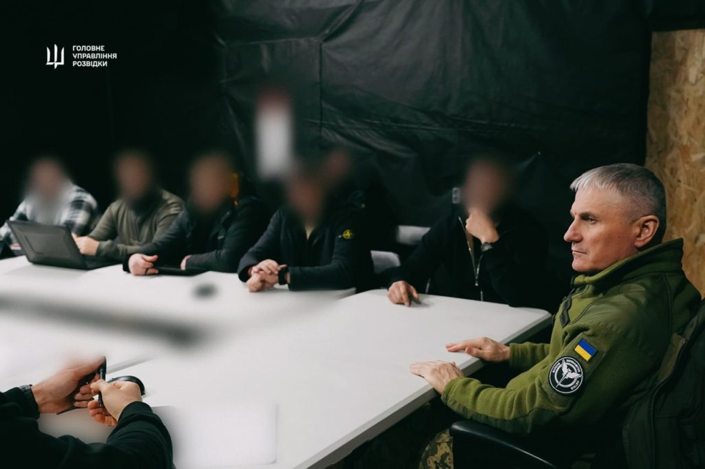 Начальник ГУР МО України генерал-лейтенант Олег Іващенко здійснив робочу поїздку на Запорізький фронт 2 Начальник ГУР МО України генерал-лейтенант Олег Іващенко здійснив робочу поїздку на Запорізький фронт