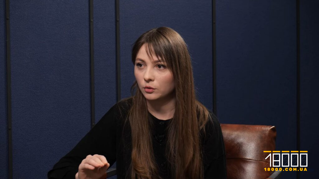 Черкаський ТЦК: про повістки поштою і на концертах, мобілізацію жінок, чоловіків і бронювання 4 Ірина Малюкова - журналістка 18000 під час інтерв'ю з Олегом Тимошенком